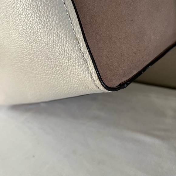 Tory Burch Carson Colorblock Tote New Ivory Leather Bag Style 81957 - Picture 5 of 17